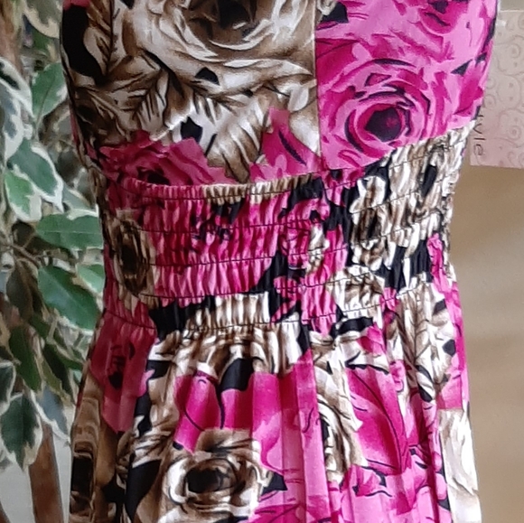 Sun Style NYC Dress, Ladies Size Medium, Color: Pink, Black, Brown, White - Picture 6 of 6